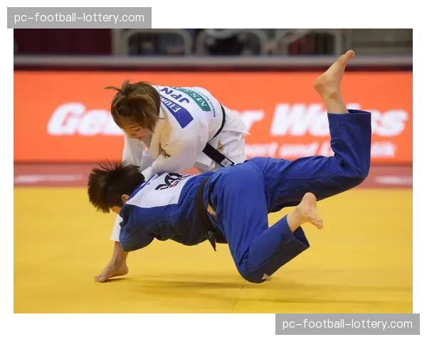 深度回顾：2025年柔道世锦赛经典瞬间，那些决定奥运积分走势的战役